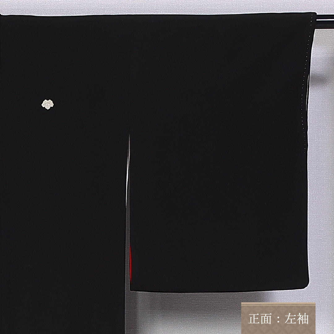 黒留袖 身丈165cm 裄丈64.5cm 袷 五つ紋 蔦 正絹 Bランク 広衿 華紋 金駒刺繍 唐花 1211-F0348