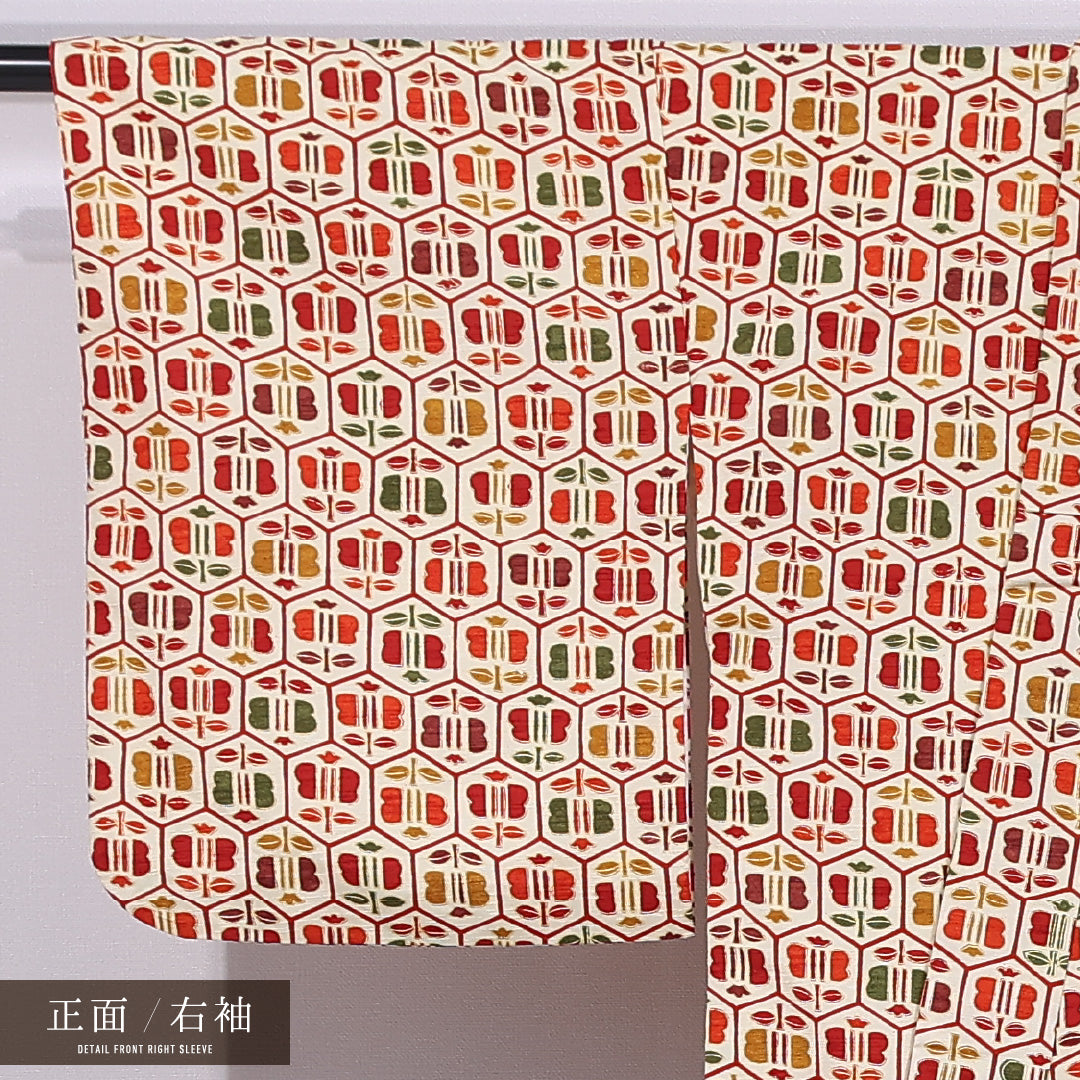 紬 袷 身丈160cm 裄丈63cm 正絹 Aランク カジュアル 広衿 Lサイズ チューリップ クリーム系 HP 1223-11859