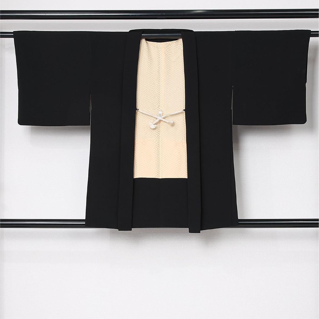 黒羽織 袷 身丈80cm 裄丈61cm 正絹 Cランク インフォーマル Sサイズ 紐あり 創作柄 黒系 LP 1233-12730