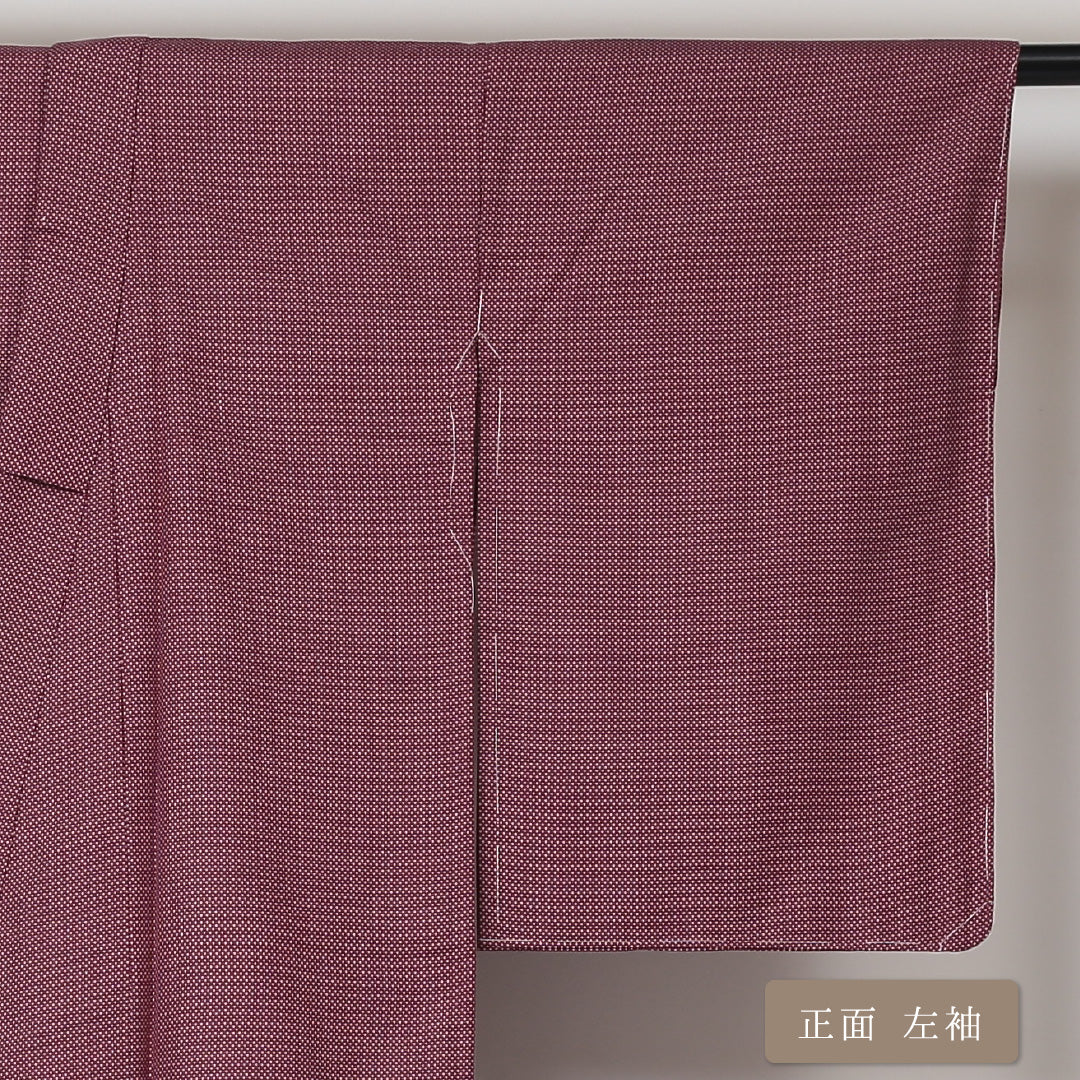 未使用品 紬 袷 身丈152cm 裄丈62cm 正絹 Sランク カジュアル バチ衿 Sサイズ しつけ糸 蚊絣 赤系 RP 1223-03073
