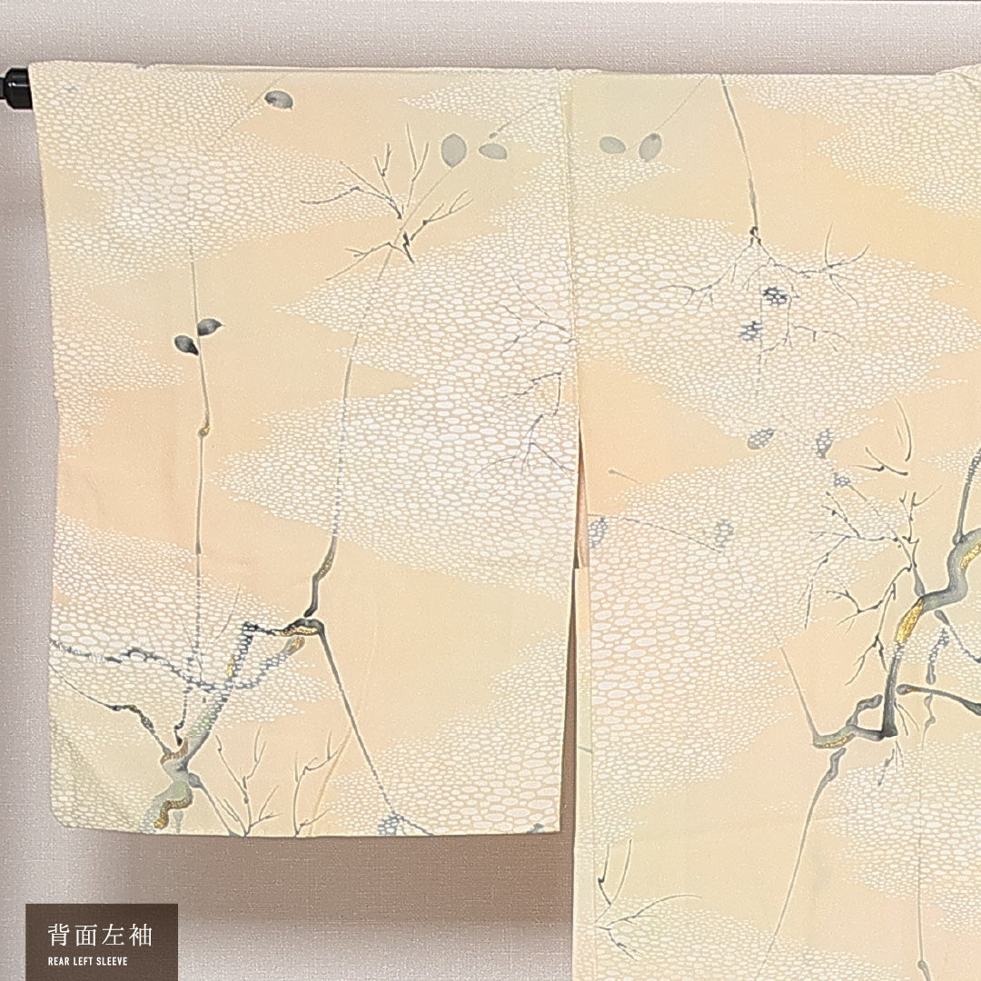 羽織 袷 身丈81cm 裄丈64cm 正絹 Bランク カジュアル Mサイズ 金彩 植物柄 クリーム系 HP 1232-13942