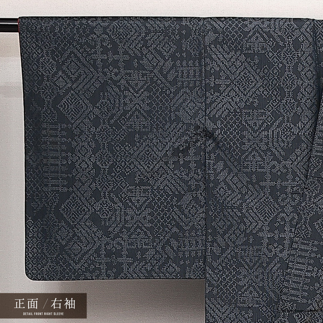 大島紬 袷 身丈155cm 裄丈60cm 正絹 Cランク インフォーマル 広衿 Mサイズ 経緯絣 創作柄 グレー系 LP 1223-14073