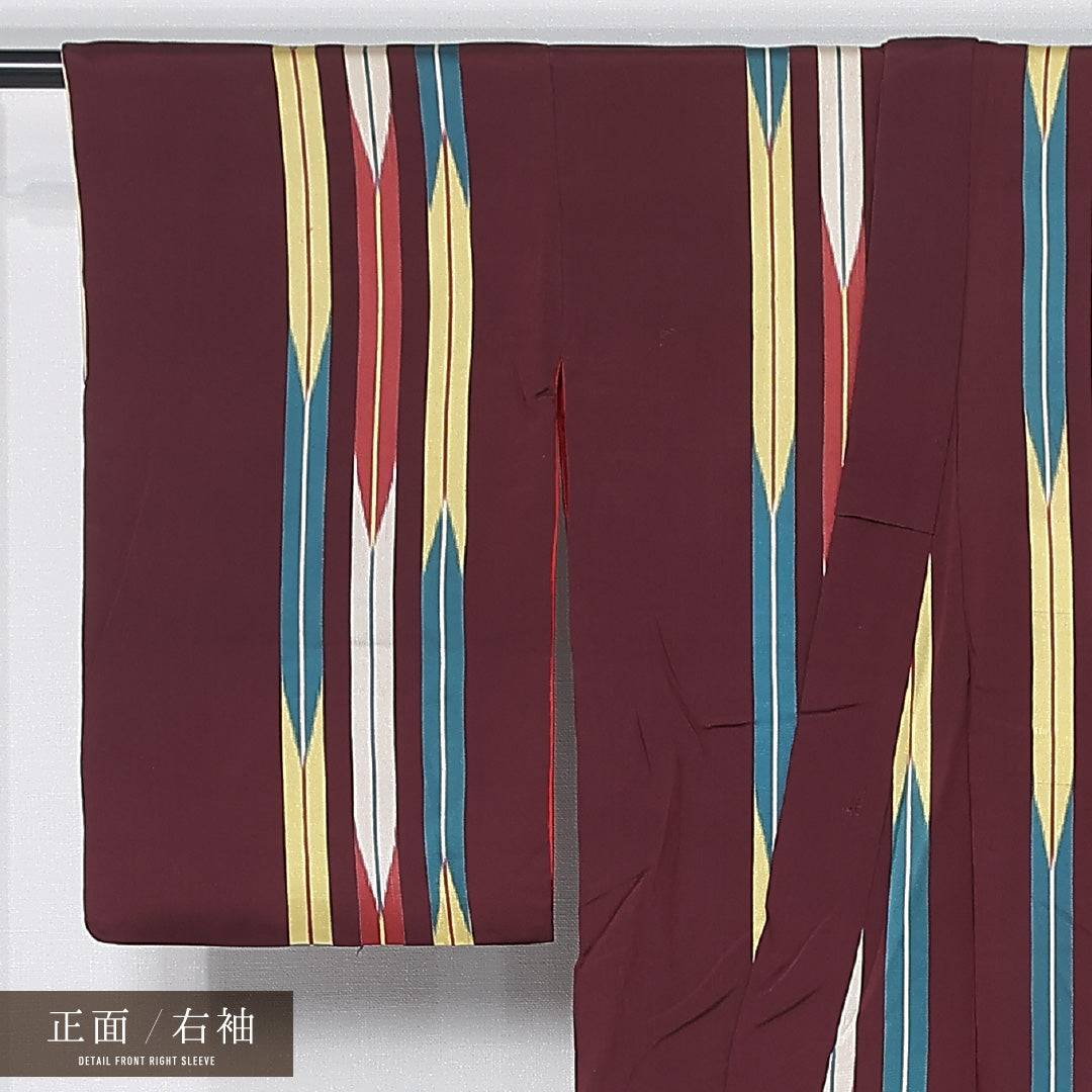アンティーク お召 身丈158cm 裄丈62cm Bランク M 正絹 袷 バチ衿 モダン 矢絣 赤系 紫系 1265-11957