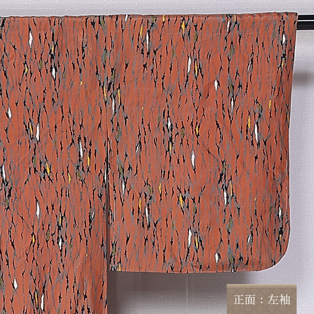 アンティーク 紬 袷 身丈141cm 裄丈61cm 正絹 Aランク バチ衿 XSサイズ 染め紬 抽象柄 茶系 M4 1223-10685