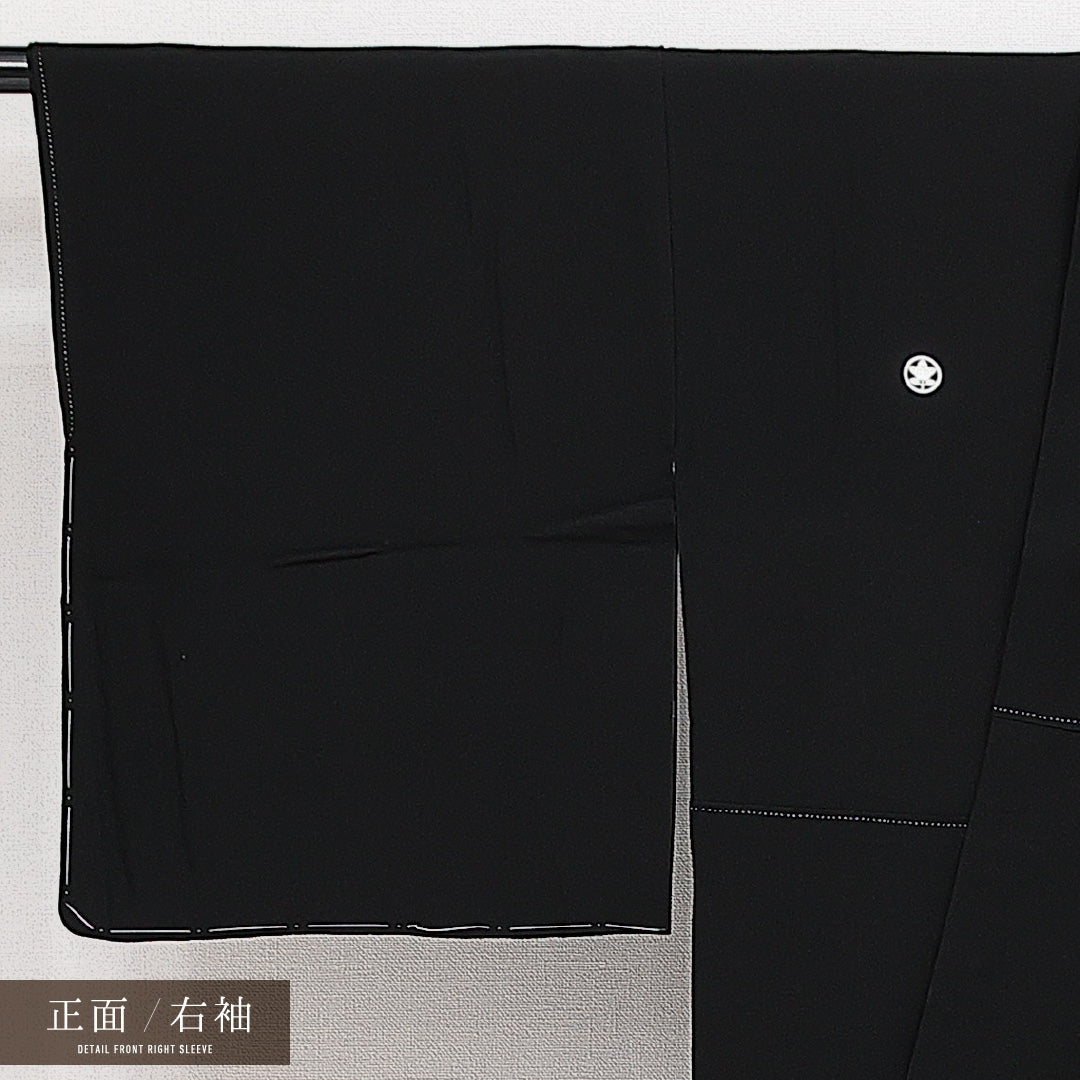 未使用品 黒紋付 五つ紋 丸に橘 身丈168cm 裄丈65cm Nランク 正絹 袷 広衿 XL しつけ糸 フォーマル 上品 厳か 黒系 1299-F0626