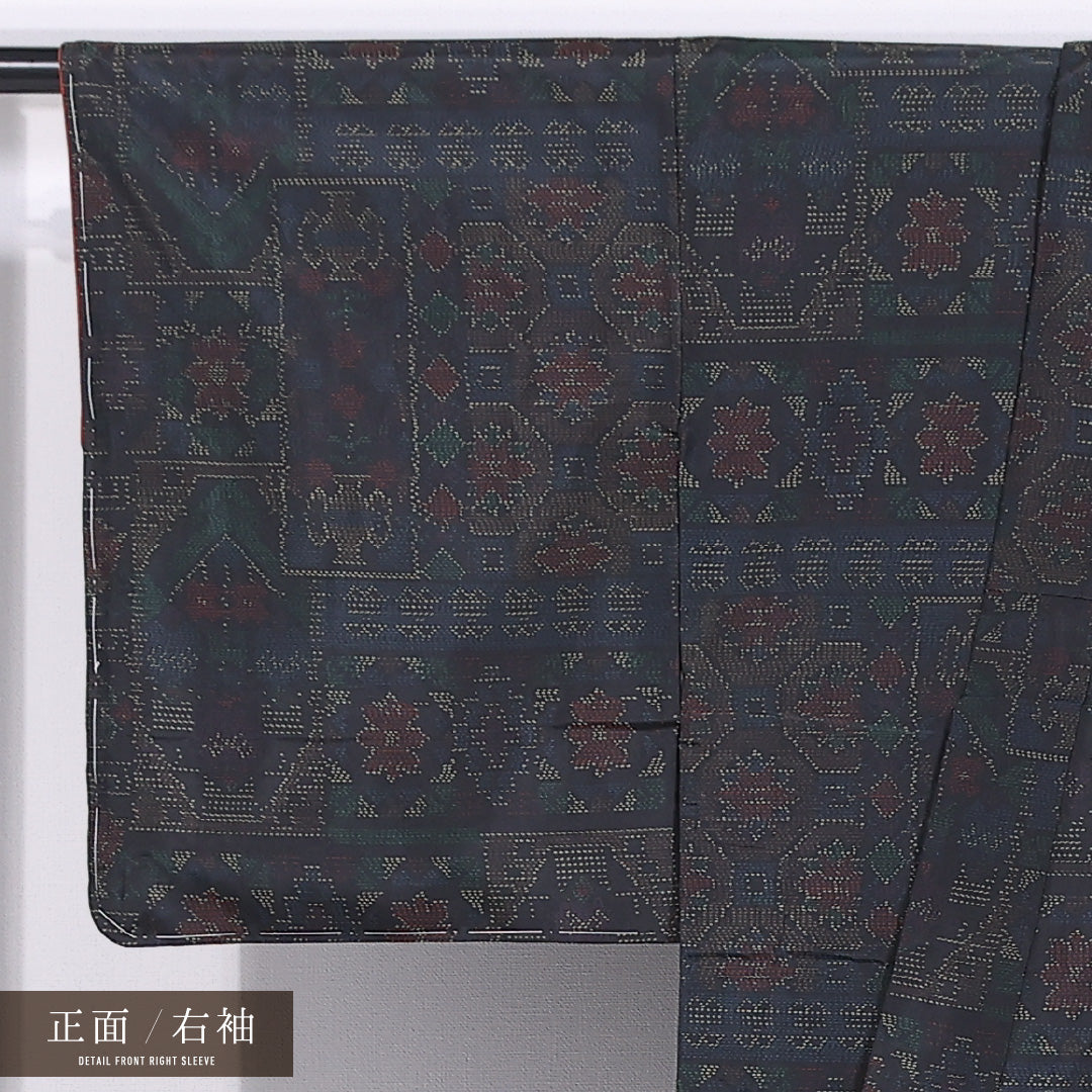 大島紬 袷 身丈153cm 裄丈64cm 正絹 Aランク インフォーマル 広衿 Sサイズ 蜀江 黒系 M4 1223-11618