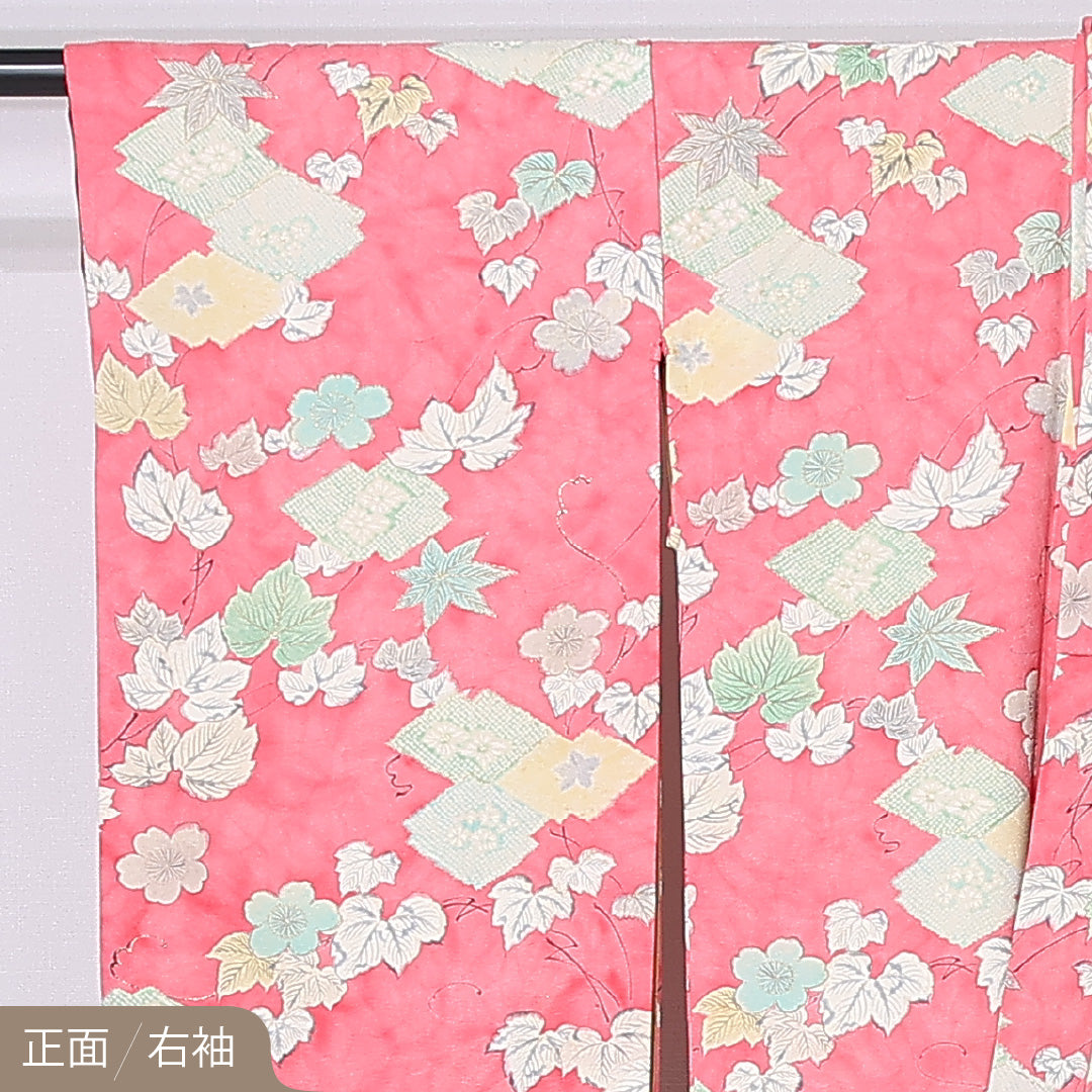 小振袖 身丈150cm 裄丈60.5cm Aランク 正絹 袷 バチ衿 S 桜 セミフォーマル 古典的 可愛らしい ピンク系 1213-F0468