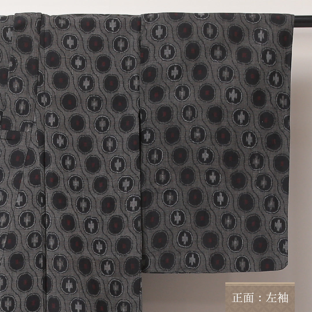 ウールの紬 洗える着物 単衣 身丈148cm 裄丈62cm ウール Bランク XSサイズ バチ衿 カジュアル 丸紋 グレー系 1216-03494