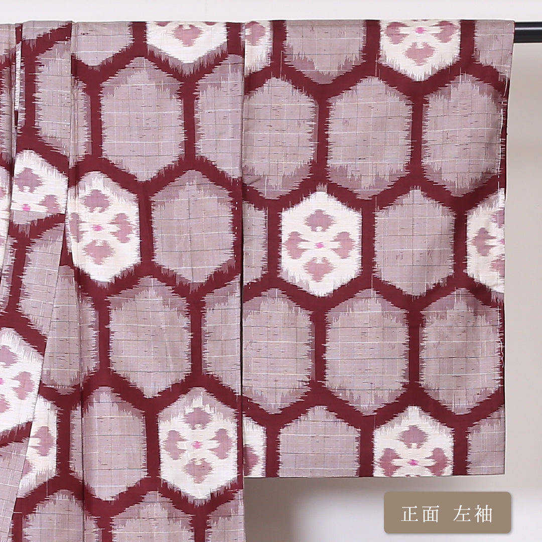 アンティーク 紬 袷 身丈148cm 裄丈61cm 正絹 Aランク バチ衿 XSサイズ 花菱亀甲 赤系 RP 1223-03318
