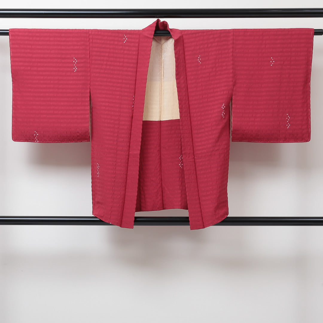 未使用品 羽織 身丈76cm 裄丈61cm S 正絹 縞 しつけ糸 赤系 Sランク 1217-00373