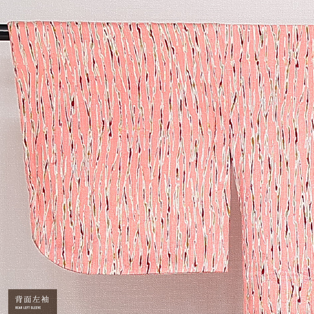 羽織 袷 身丈92cm 裄丈63cm 正絹 Sランク カジュアル Sサイズ 紐あり 創作柄 ピンク系 RP 1232-14639