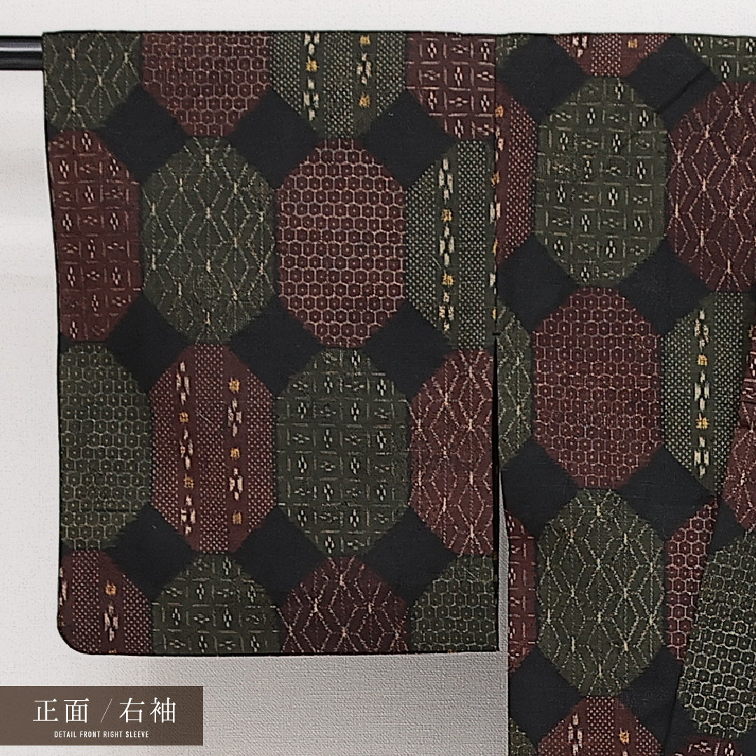 洗える着物 ウールの紬 単衣 身丈152cm 裄丈63cm ウール Sランク カジュアル バチ衿 Sサイズ 創作柄 緑系 RP 1223-14258