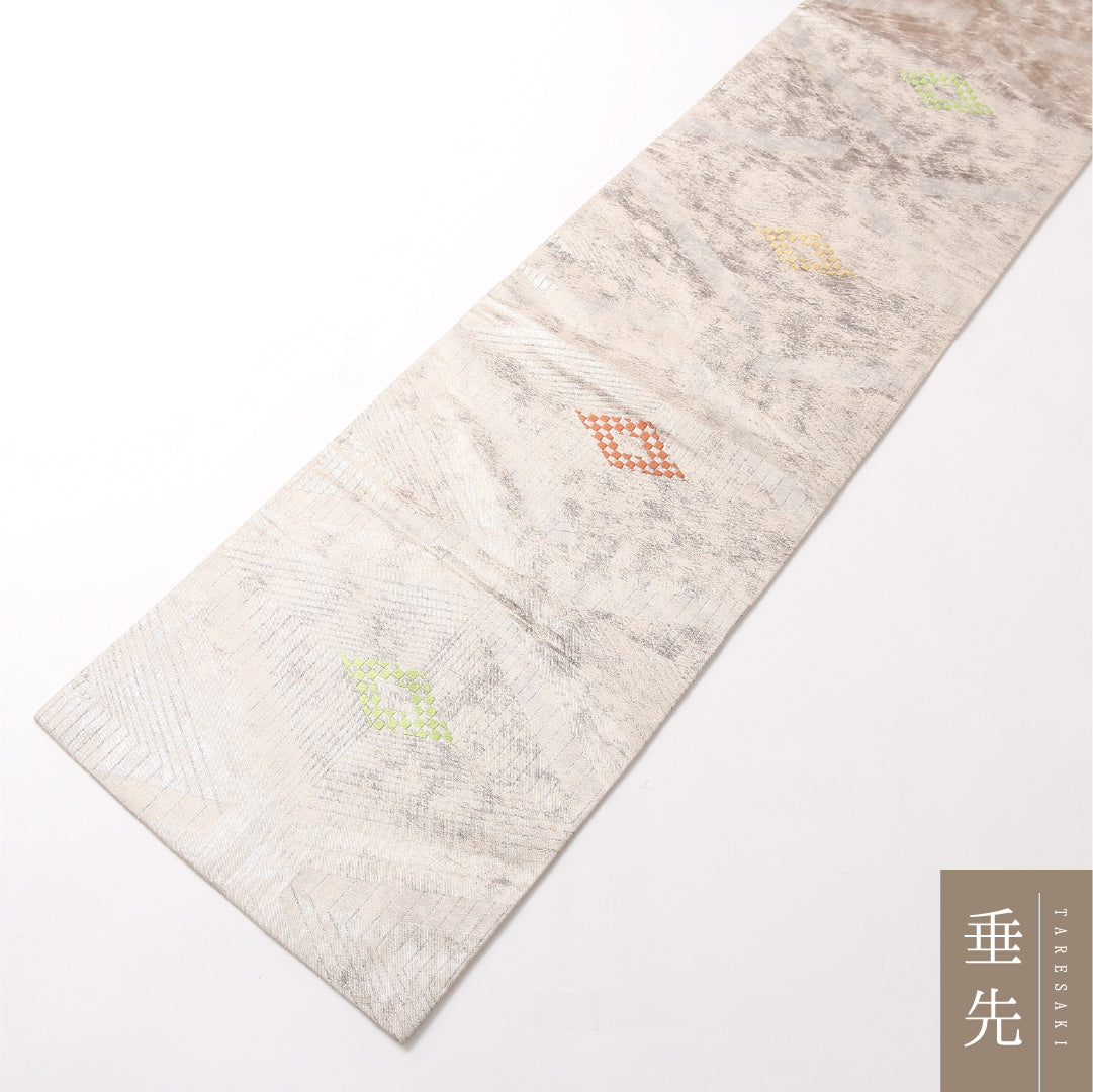 九寸名古屋帯 帯丈356cm セミフォーマル 開き仕立て ポイント柄 Sランク 正絹 銀箔 菱 白系 銀系 1224-03143