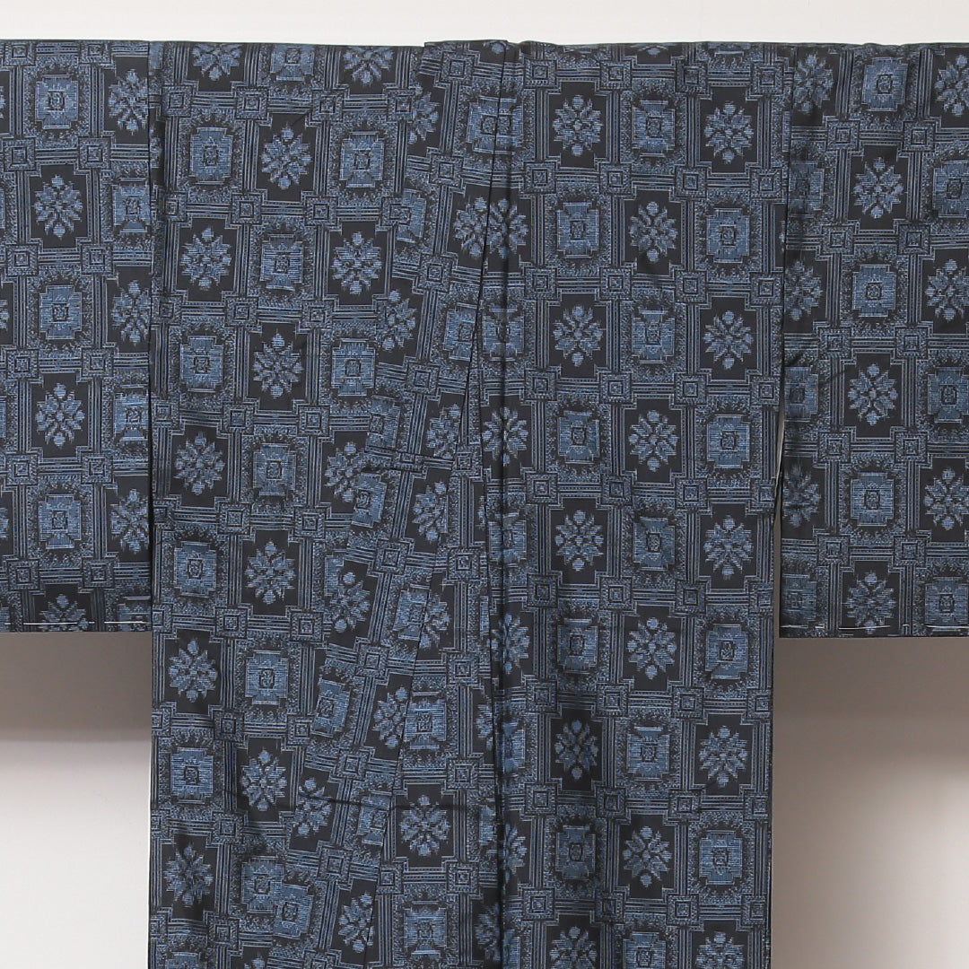 紬(村山大島紬) アンサンブル 袷 身丈162cm 裄丈62cm 正絹 Sランク Lサイズ 広衿 インフォーマル 創作柄 証紙 しつけ糸 紺系 1216-03529