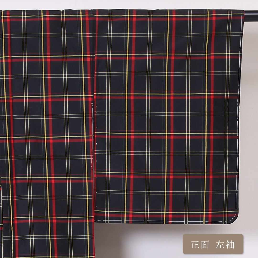 未使用品 アンサンブル 大島紬 袷 身丈156cm 裄丈63cm 正絹 Sランク インフォーマル 広衿 Mサイズ 緯総絣 しつけ糸 格子 紺系 RP 1223-03266
