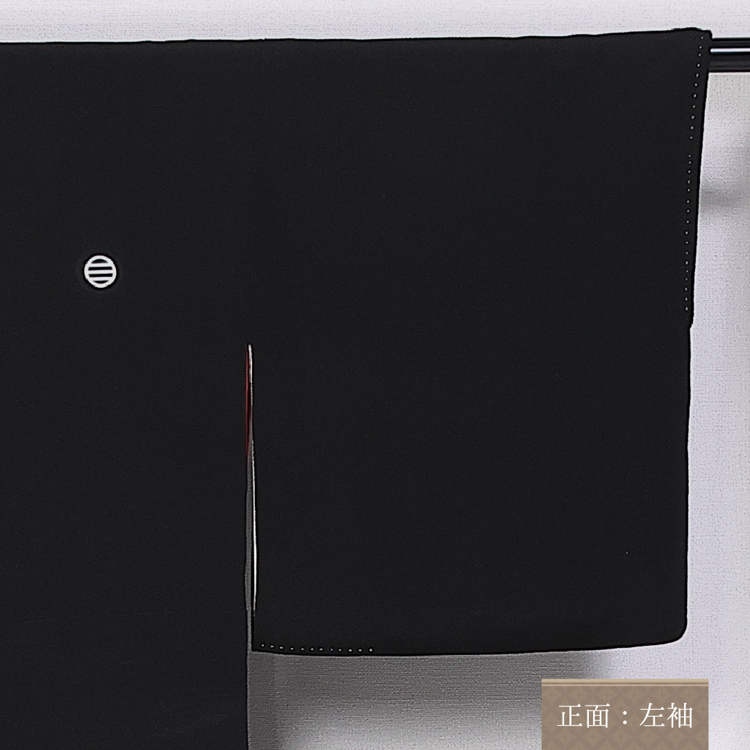 アンティーク 黒留袖 五つ紋 丸割三引 身丈154cm 裄丈61cm Cランク 正絹 袷 比翼 広衿 S 几帳 松 松 黒系 1211-F0311