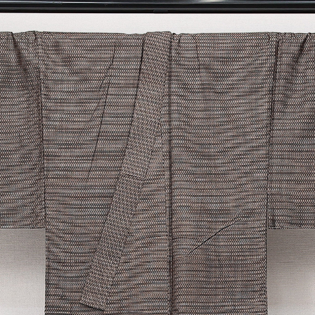 アンサンブル 男着物 (大島紬) 袷 身丈128cm 裄丈66cm 正絹 Aランク インフォーマル 棒衿 XSサイズ 泥染め 有馬 茶系 RP 1224-14534
