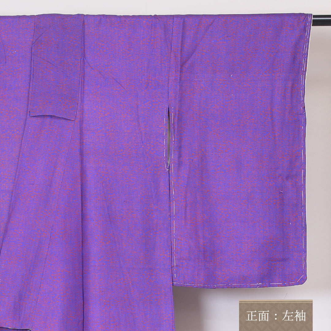 アンティーク 小紋 (錦紗) 袷 身丈147cm 裄丈62cm 正絹 Cランク 広衿 XSサイズ 唐草 紫系 RP 1221-02113