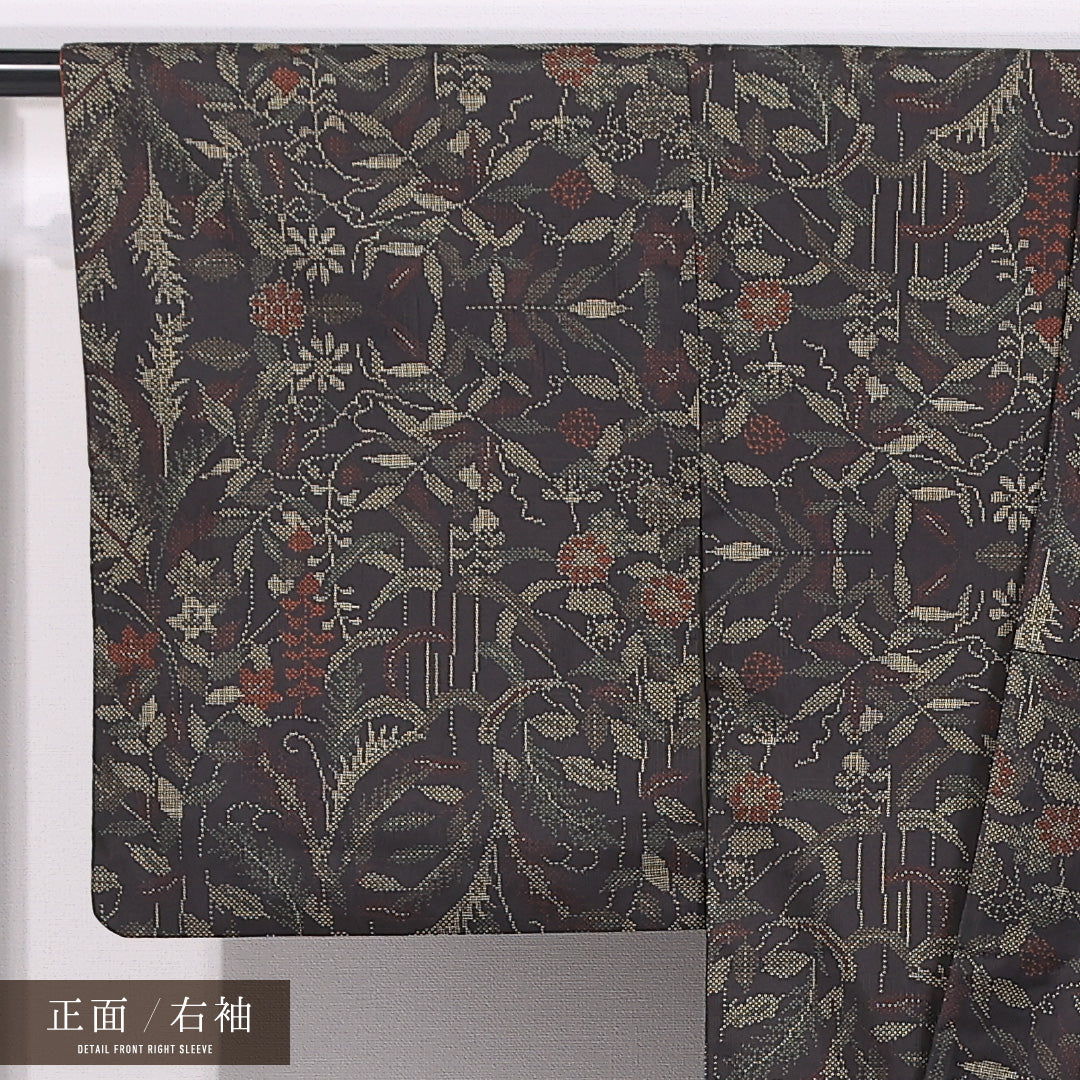 大島紬 袷 身丈154cm 裄丈62cm 正絹 Sランク インフォーマル 広衿 Sサイズ 植物柄 黒系 M4 1223-11786