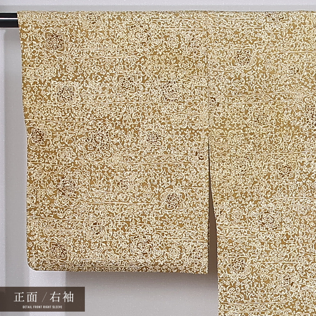 小紋 身丈146cm 裄丈64cm Aランク XS 正絹 単衣 広衿 オリエンタル 宝相華 カジュアル 黄系 1215-12315