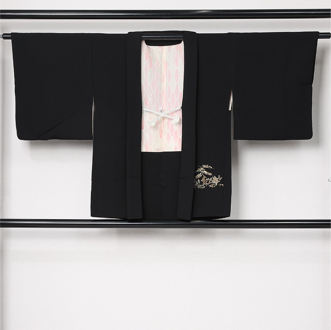 黒羽織 袷 身丈75cm 裄丈63cm 正絹 Cランク インフォーマル Sサイズ 紐あり 松 黒系 LP 1233-12926