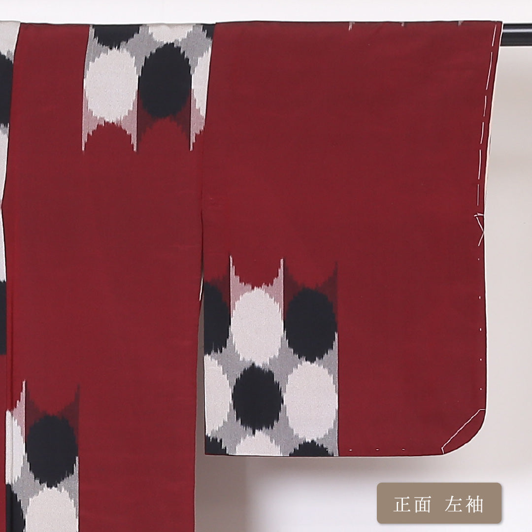 紬 袷 身丈155cm 裄62cm 正絹 赤系 Aランク 絣模様 ドット モダン 1216-00790-3312