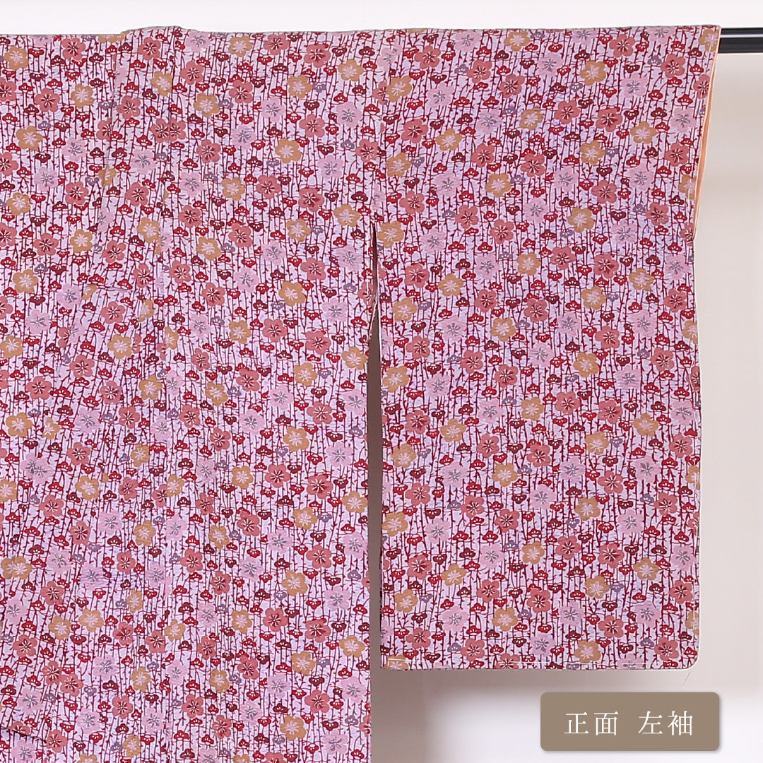 アンティーク 小紋 袷 身丈149cm 裄丈62cm 正絹 Aランク バチ衿 XSサイズ 梅 松 ピンク系 HP 1221-01929