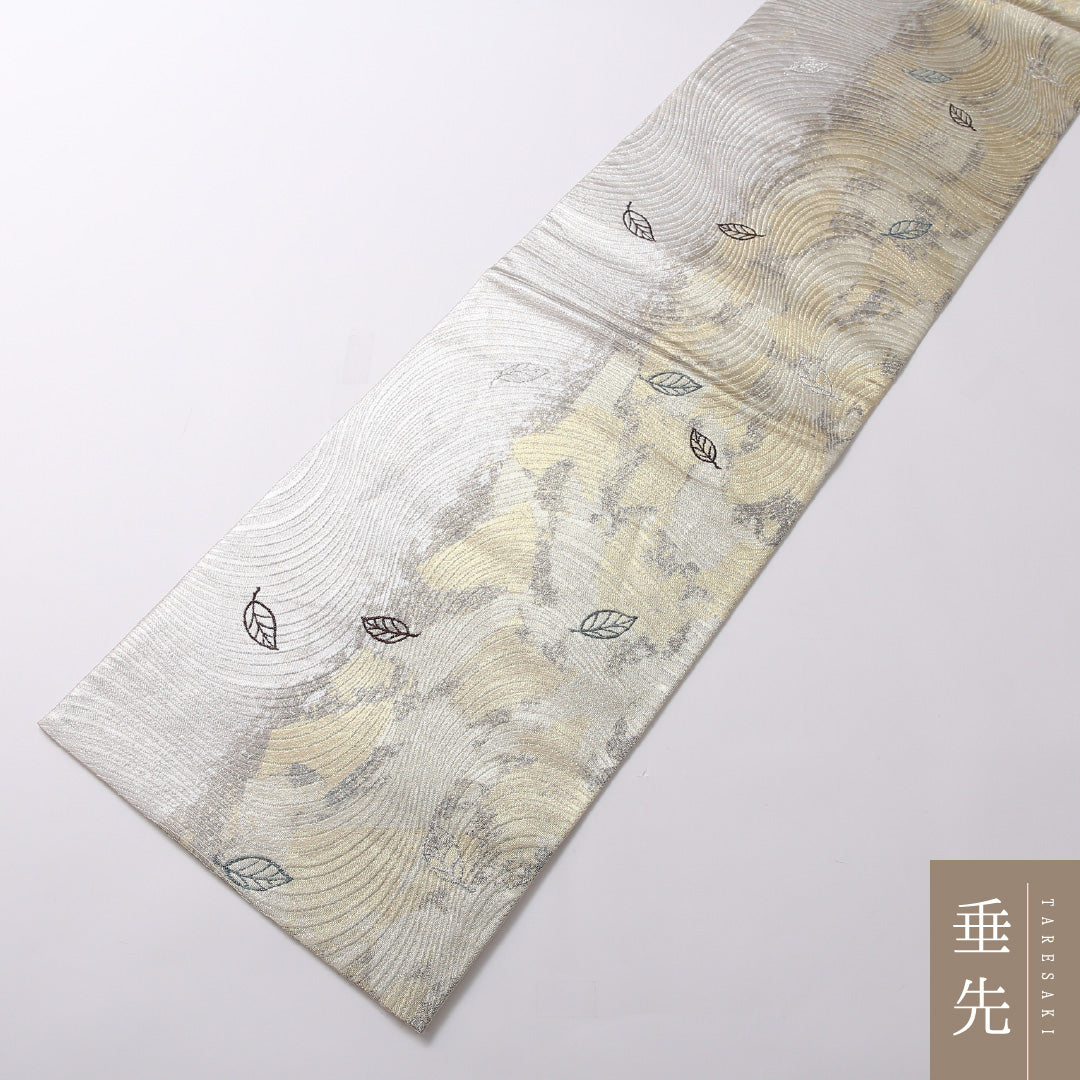 袋帯 帯丈438cm 六通 セミフォーマル Aランク 正絹 植物柄 個性的 モダン 銀系 1223-01683