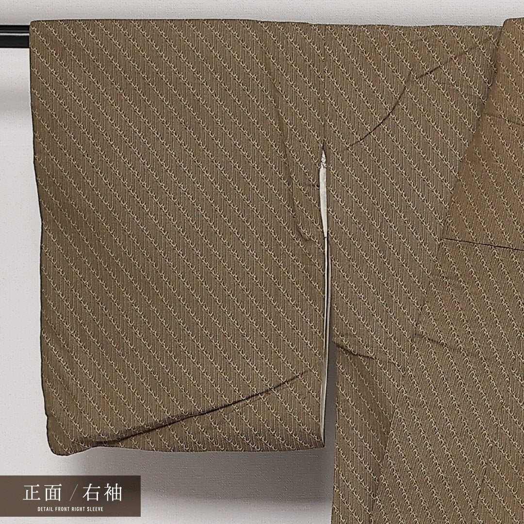 アンティーク お召 袷 身丈140cm 裄丈63cm 正絹 Bランク 広衿 XSサイズ 幾何学柄 茶系 RP 1222-13614