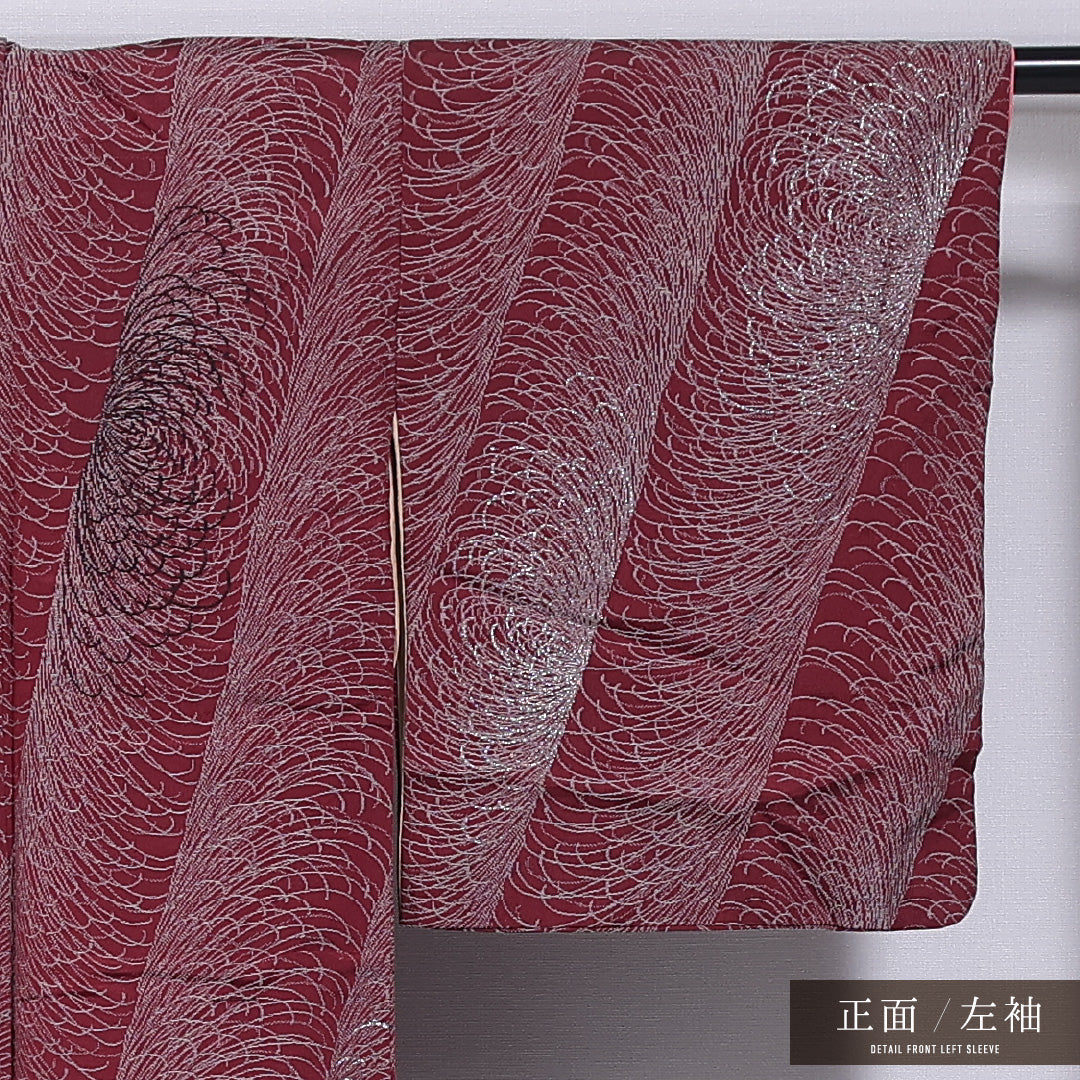 アンティーク お召 袷 身丈145cm 裄丈62cm 正絹 Aランク バチ衿 XSサイズ 菊 赤系 M4 1222-11853