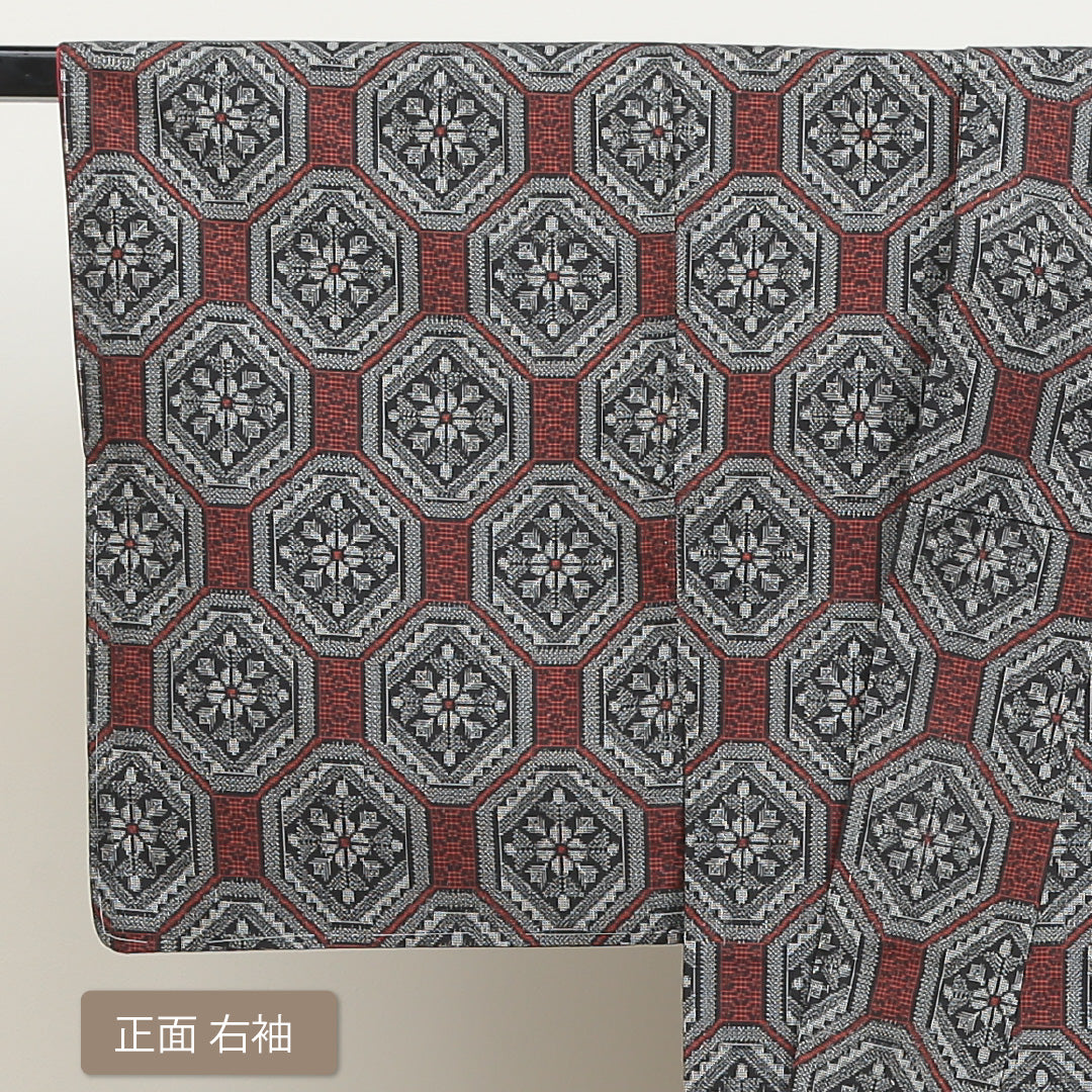 村山大島紬 袷 身丈155cm 裄丈63cm 正絹 Sランク インフォーマル 広衿 Mサイズ しつけ糸 蜀江 グレー系 RP 1223-02827