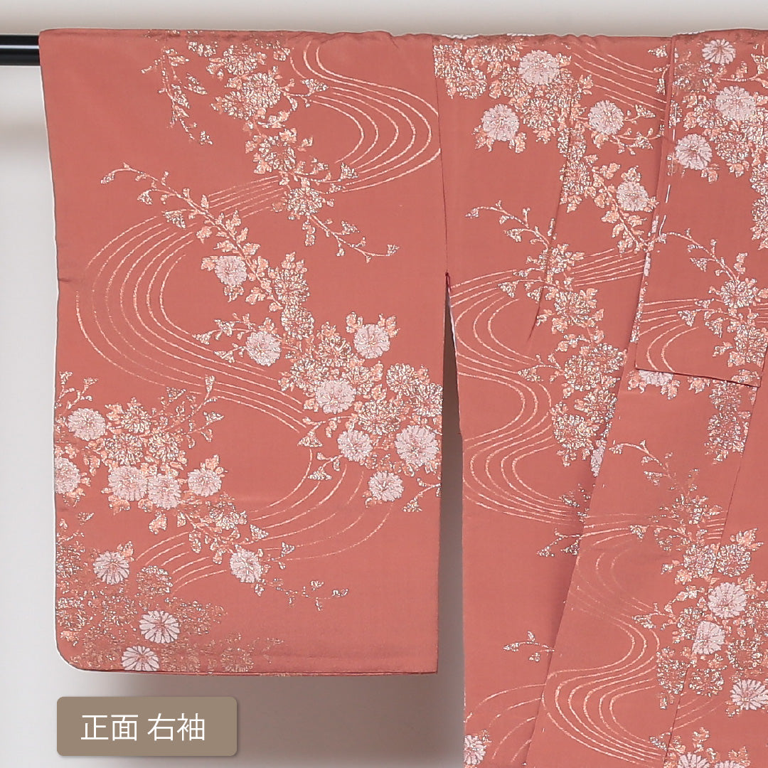 お召 袷 身丈156cm 裄丈65cm 正絹 Aランク インフォーマル 広衿 Mサイズ 漆糸 流水 菊 ピンク系 RP 1222-03070