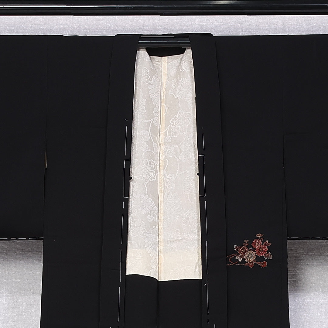 黒羽織 (お召) 袷 身丈83cm 裄丈64cm 正絹 Sランク インフォーマル Mサイズ 絵羽羽織 漆糸 しつけ糸 花車 黒系 RP 1233-11080