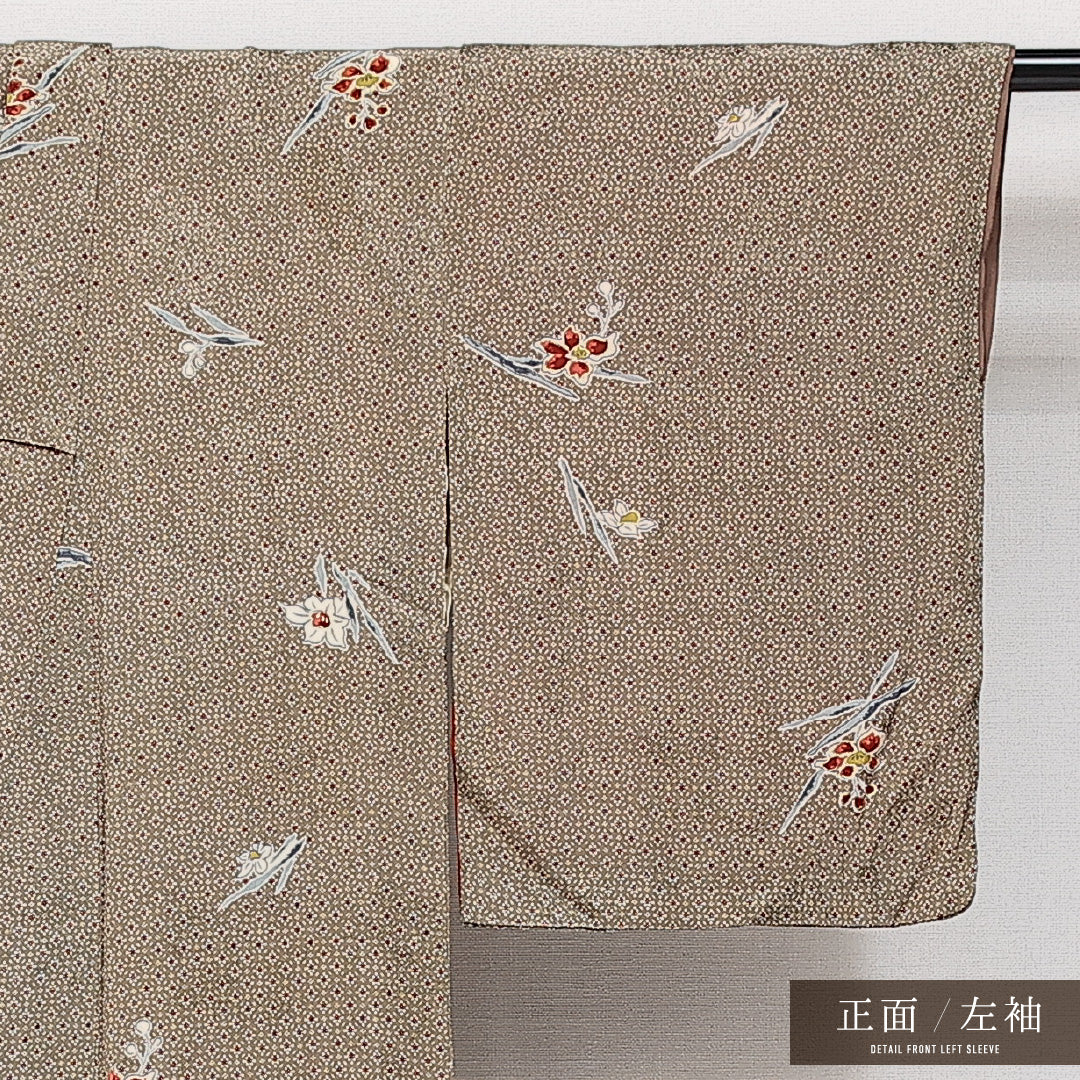 アンティーク 小紋 (錦紗) 袷 身丈144cm 裄丈61cm 正絹 Aランク 紋意匠 (花柄) バチ衿 XSサイズ 金彩 花柄 茶系 RP 1221-14615