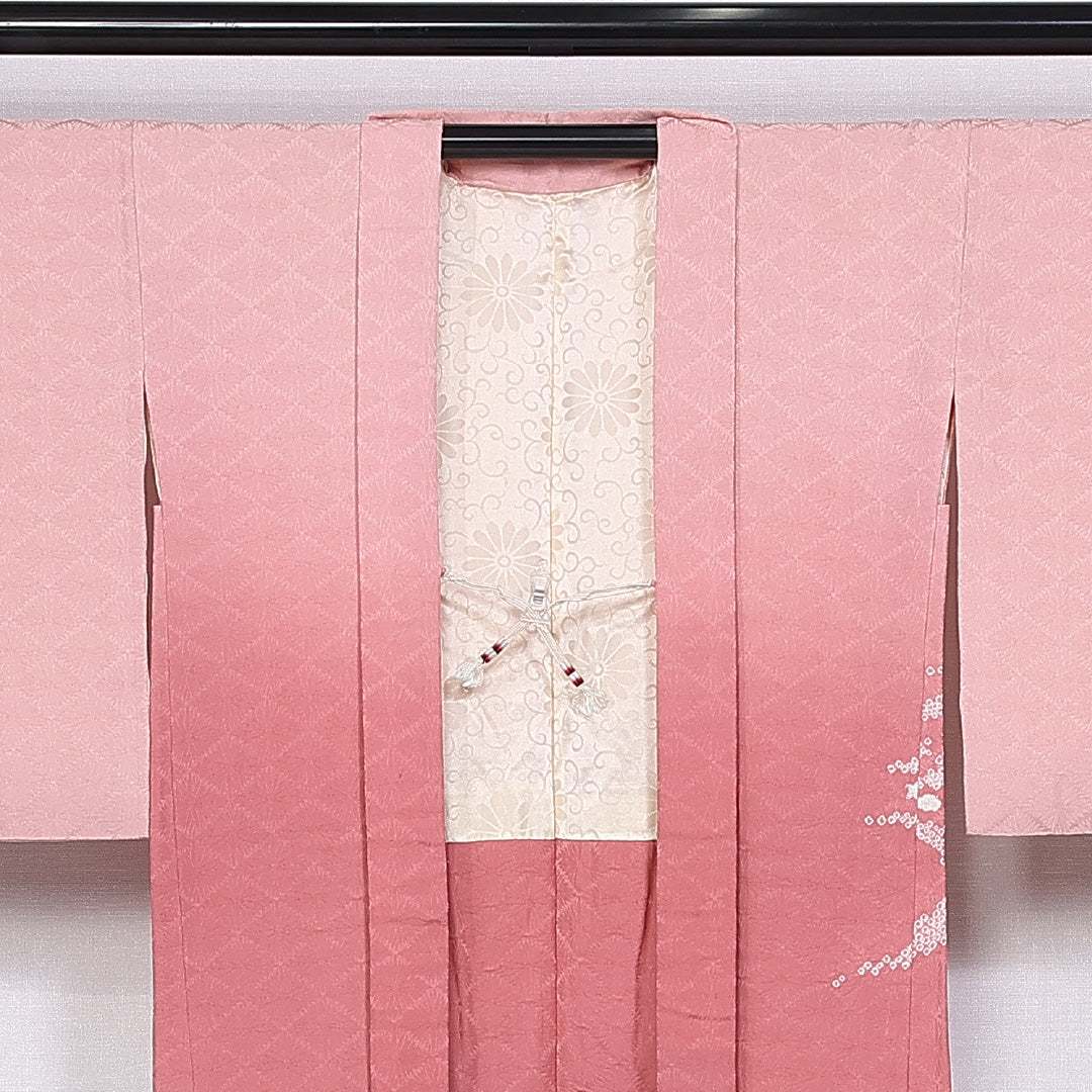 絵羽羽織 袷 身丈79cm 裄丈64cm 正絹 Bランク 紋意匠 (菊) インフォーマル Mサイズ ぼかし染 紐あり 山 ピンク系 HP 1234-10613