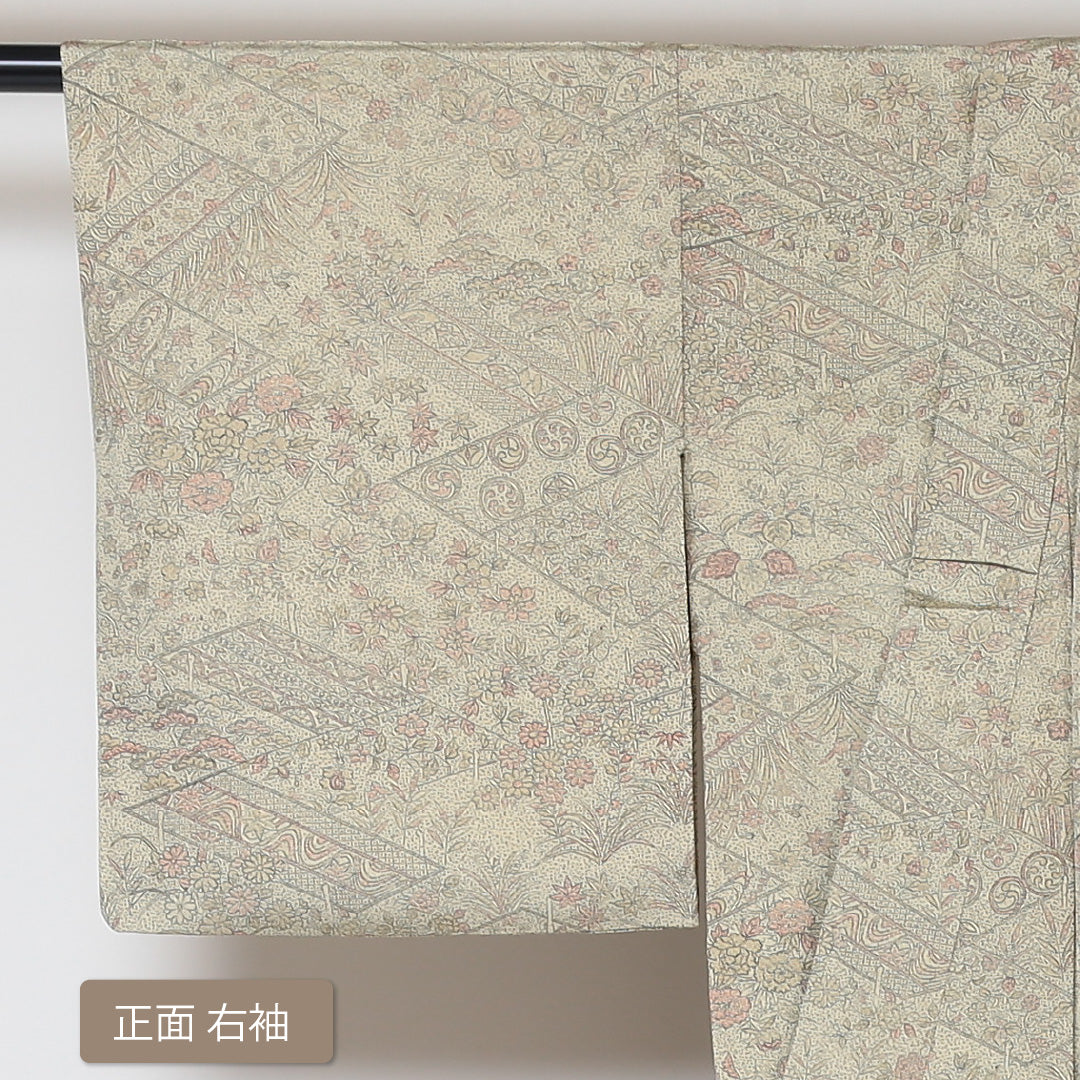 小紋 単衣 身丈145cm 裄丈62cm 正絹 Aランク インフォーマル バチ衿 XSサイズ 古典柄 ベージュ系 RP 1221-01519