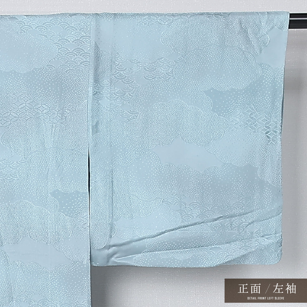 色無地 身丈147cm 裄丈62cm Sランク XS 正絹 単衣 広衿 地紋あり 雲取り 七宝 肩当て 居敷当て カジュアル 水色系 1214-12193