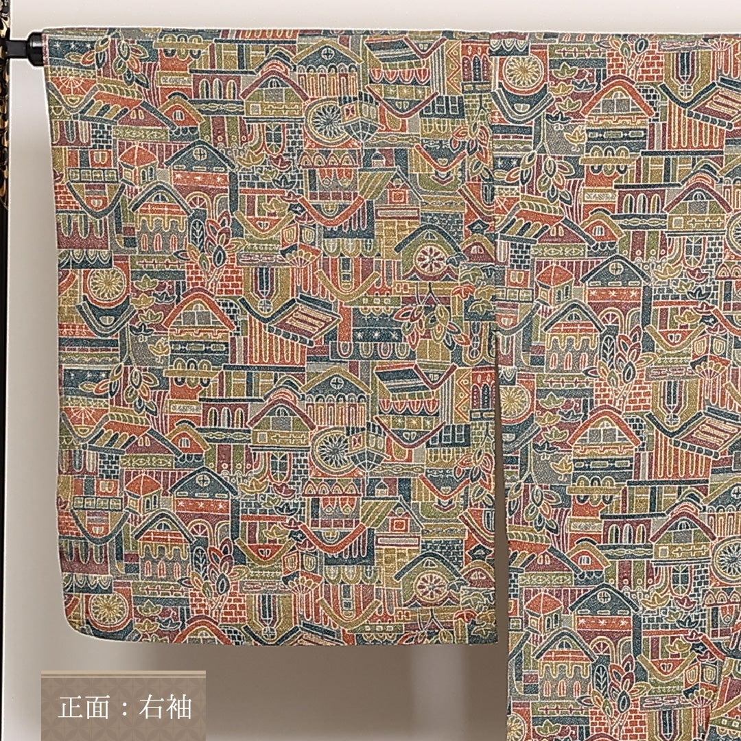 ウールの小紋 洗える着物 単衣 身丈149cm 裄丈65cm ウール Sランク XSサイズ 広衿 カジュアル 教会 風景柄 緑系 多色系 1215-02361