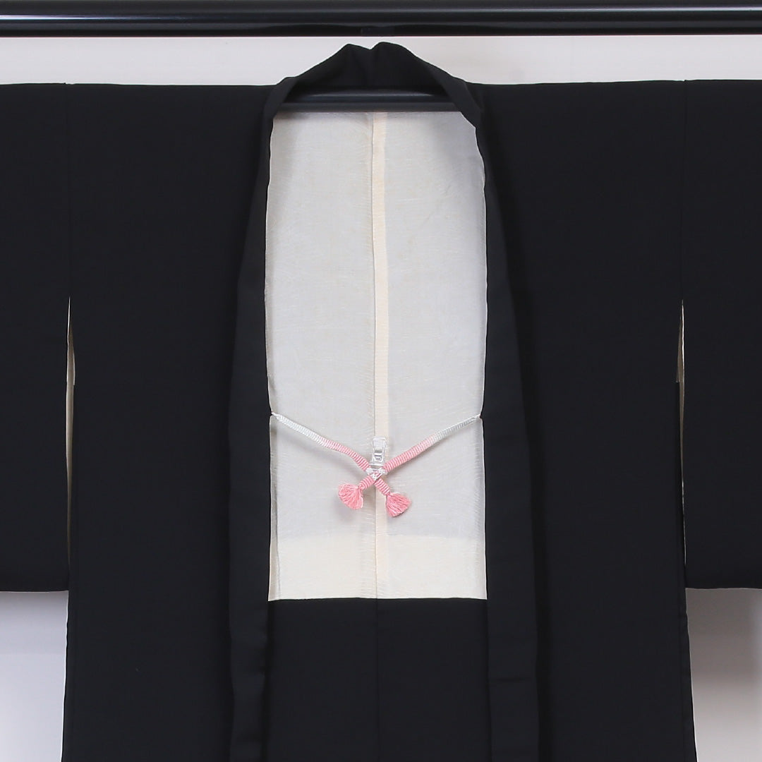 黒羽織 身丈80cm 裄丈63.5cm S 正絹 紐あり 梅 芝草 金銀糸 絵羽羽織 琳派 一つ紋 抱き鬼梶の葉 黒系 Aランク 1217-00534