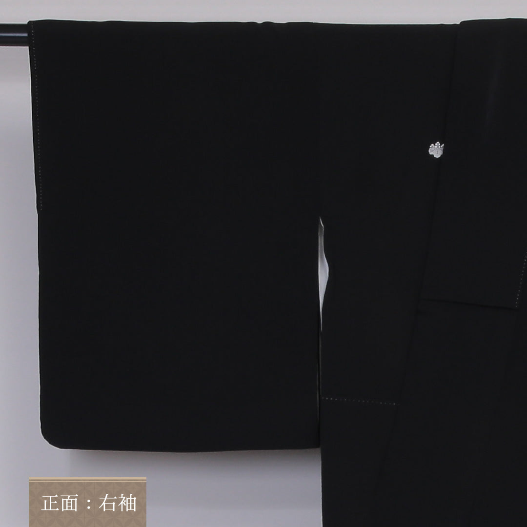 黒留袖 五つ紋 五三桐 身丈156cm 裄丈63cm Sランク 正絹 袷 比翼 広衿 M 熨斗 宝尽くし フォーマル 黒系 1211-F0221
