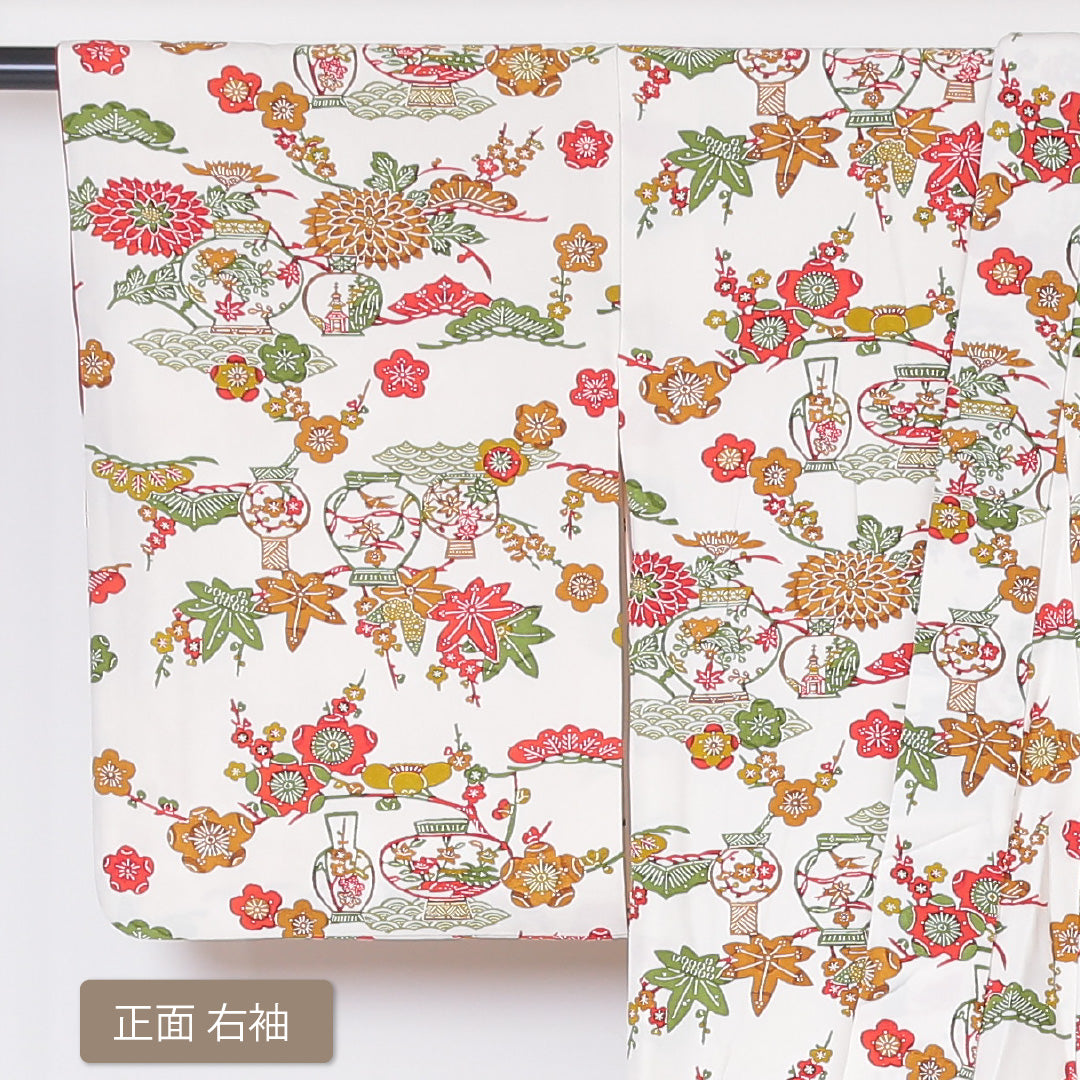 小紋 袷 身丈154cm 裄丈62cm 正絹 Bランク Sサイズ バチ衿 インフォーマル 紅型 花柄 白系 1215-01856