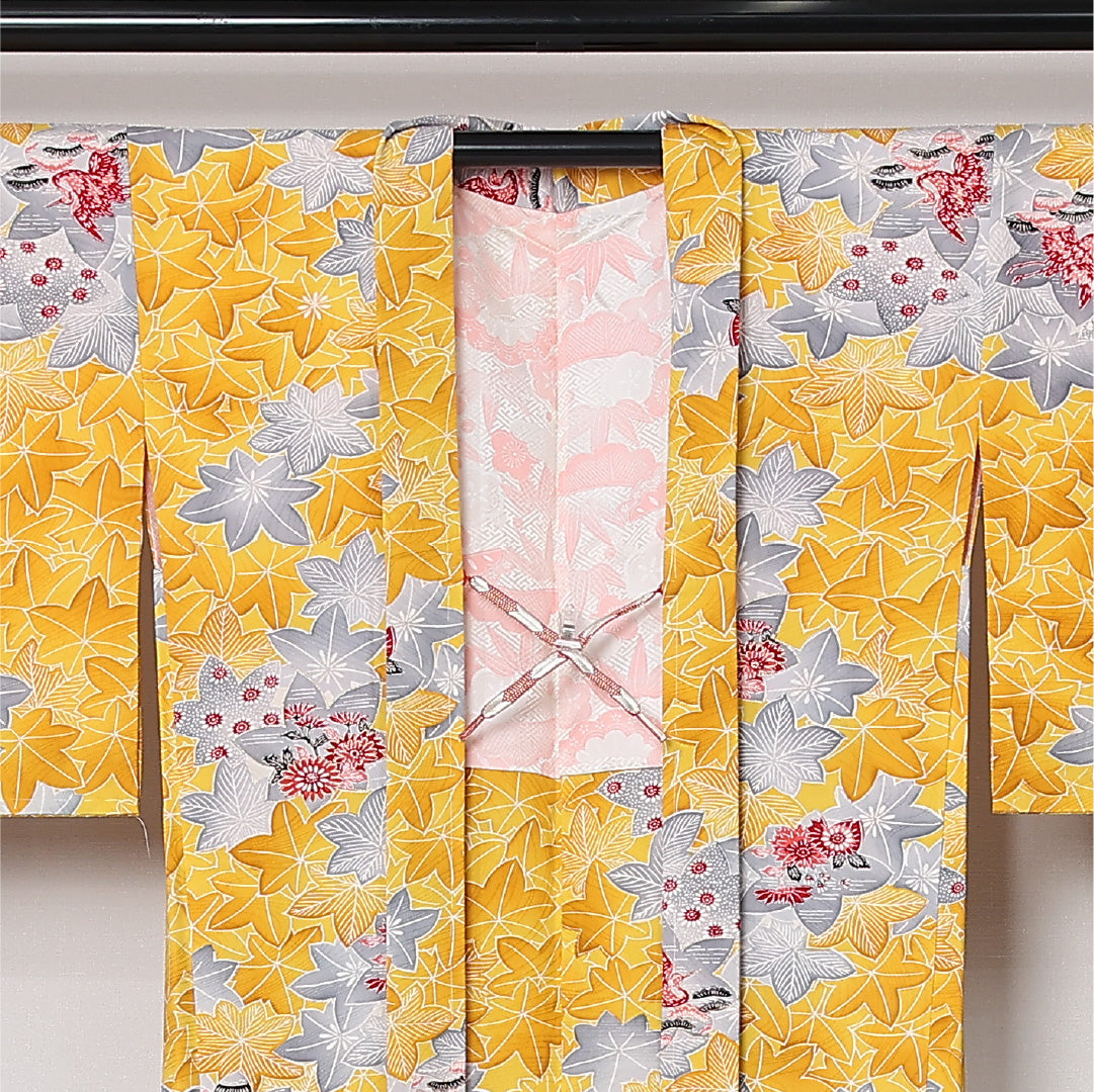 羽織 袷 身丈82cm 裄丈64cm 正絹 Aランク カジュアル Mサイズ 紐あり 鶴 楓 吉祥文様 黄系 HP 1232-12819