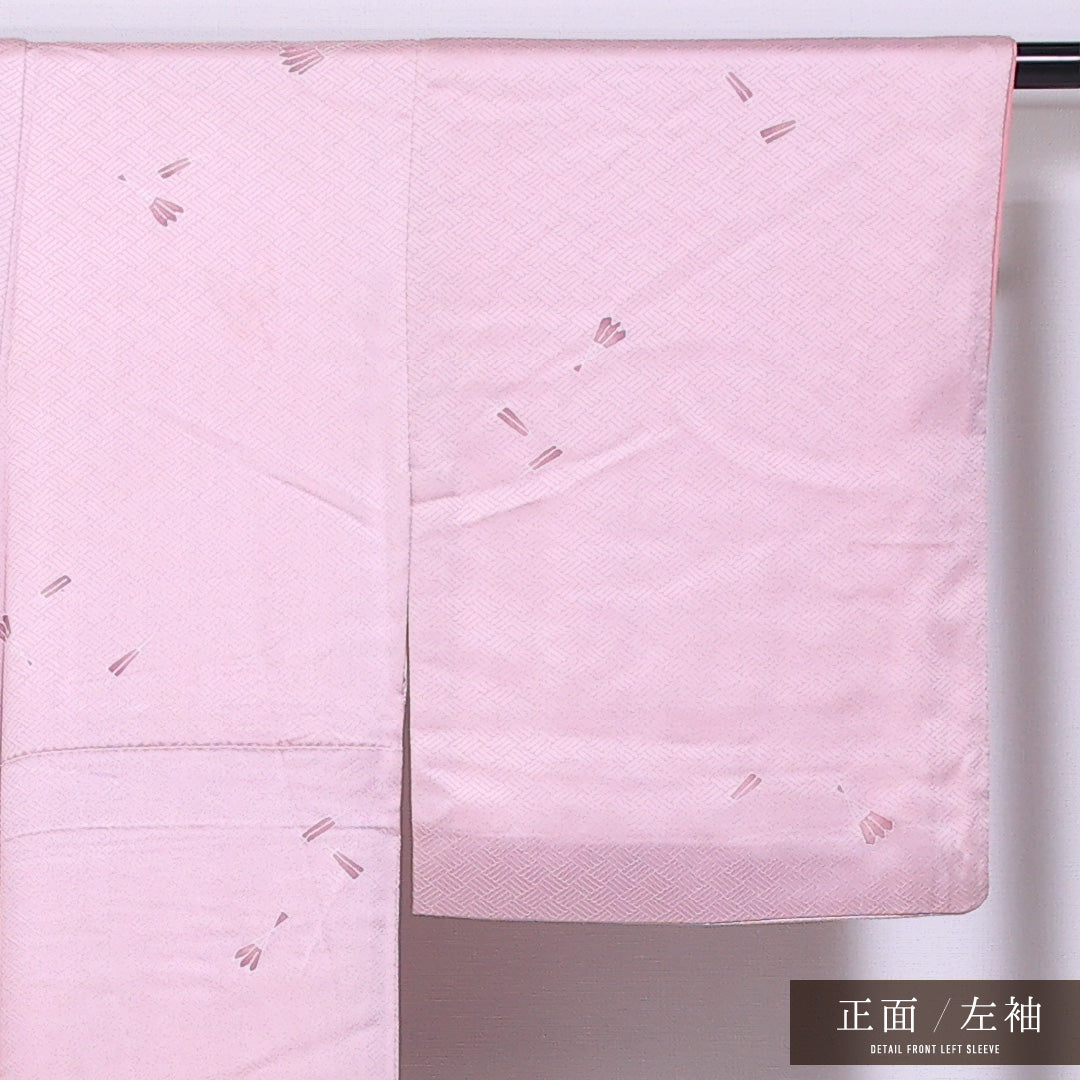 色無地 袷 身丈161cm 裄丈62cm 正絹 Cランク 一つ紋 (五三桐) セミフォーマル 広衿 Lサイズ 創作柄 ピンク系 HP 1219-11548
