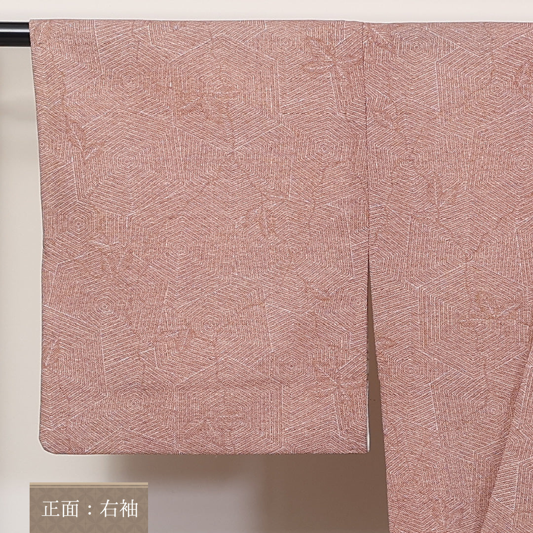 小紋(鮫) 洗える着物 単衣 身丈152cm 裄丈65cm ウール Sランク Sサイズ バチ衿 カジュアル 亀甲 植物柄 赤系 1215-02281