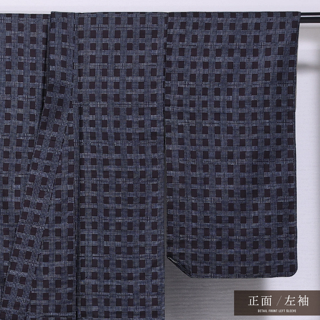 アンティーク 紬 袷 身丈154cm 裄丈62cm 正絹 Aランク バチ衿 Sサイズ 格子 紺系 M4 1223-11606