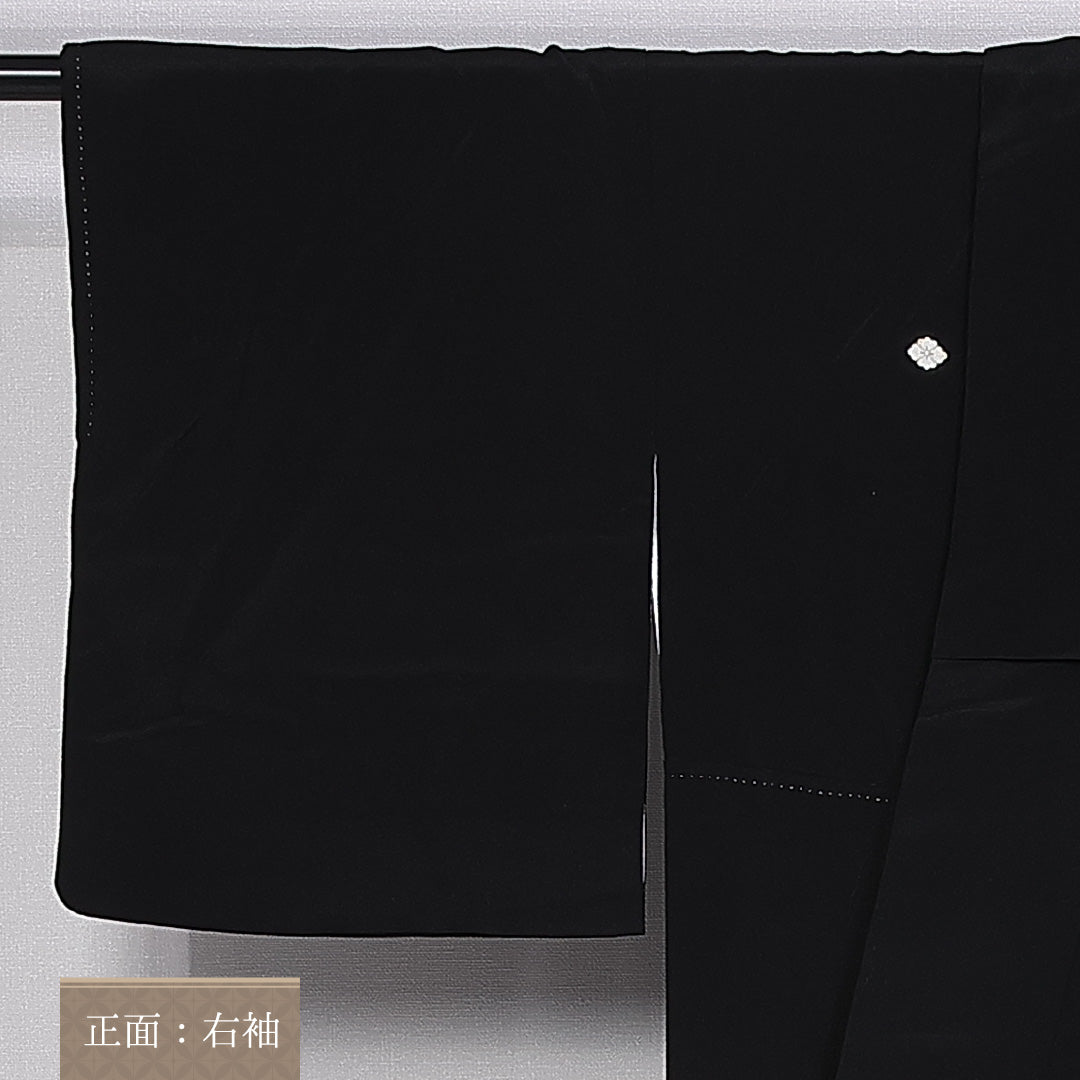 黒留袖 身丈158cm 裄丈66cm 袷 五つ紋 花菱 正絹 Bランク 広衿 七宝 金駒刺繍 1211-F0355