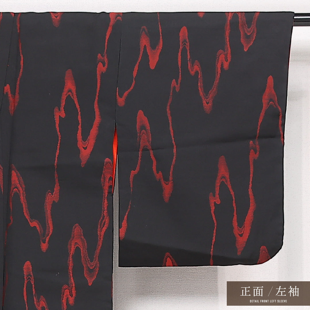 アンティーク お召 袷 身丈148cm 裄丈62cm 正絹 Aランク 広衿 XSサイズ 創作柄 黒系 RP 1222-13514
