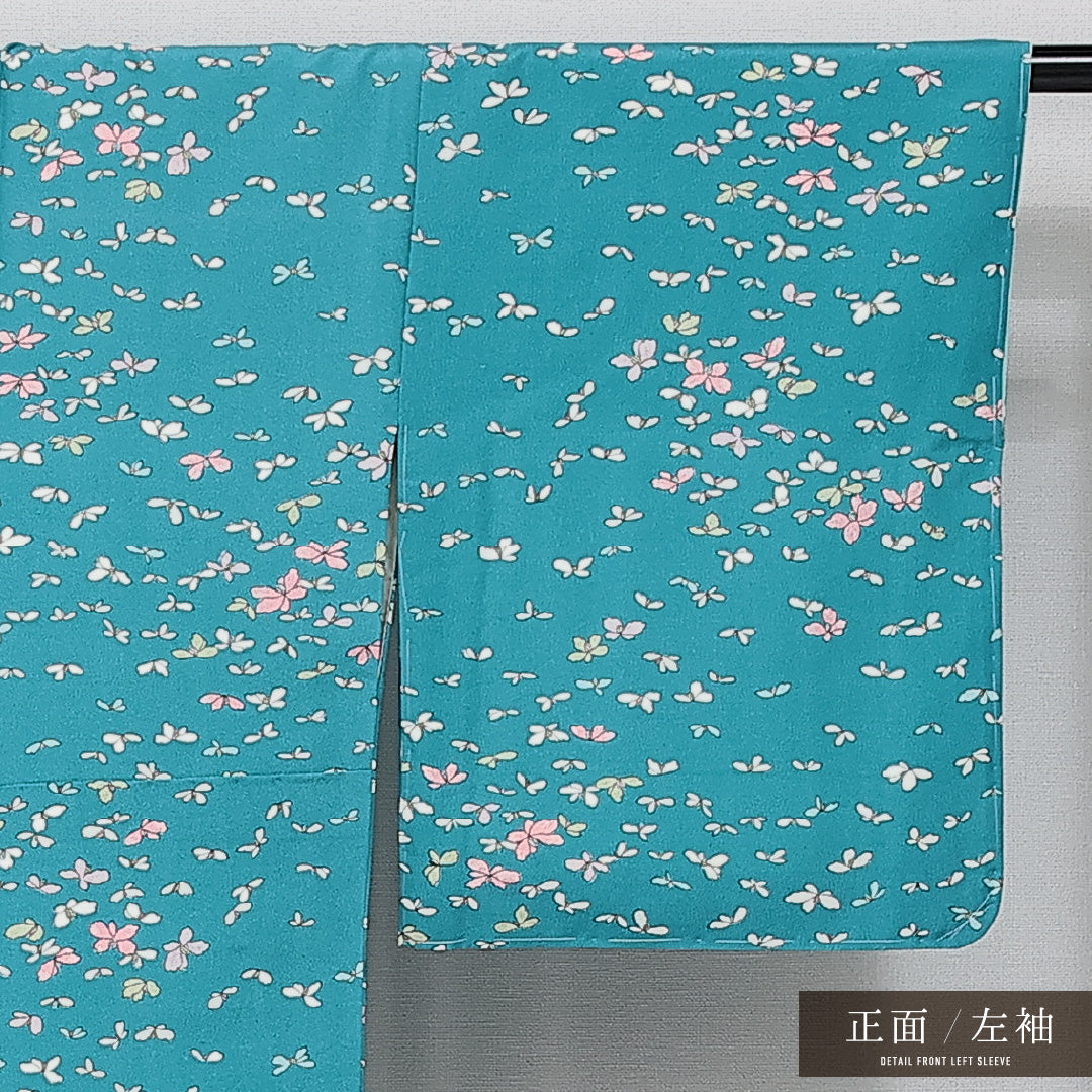 未使用品 洗える着物 小紋 袷 身丈155cm 裄丈63cm ポリエステル Sランク インフォーマル バチ衿 Mサイズ しつけ糸 花柄 水色系 RP 1221-14295