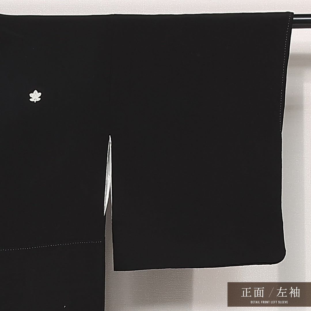 黒留袖 五つ紋 橘 身丈151cm 裄丈60.5cm Sランク 正絹 袷 比翼 広衿 S 金駒刺繍 金箔 茶屋辻 フォーマル 幻想的 重厚感 黒系 1211-F0560