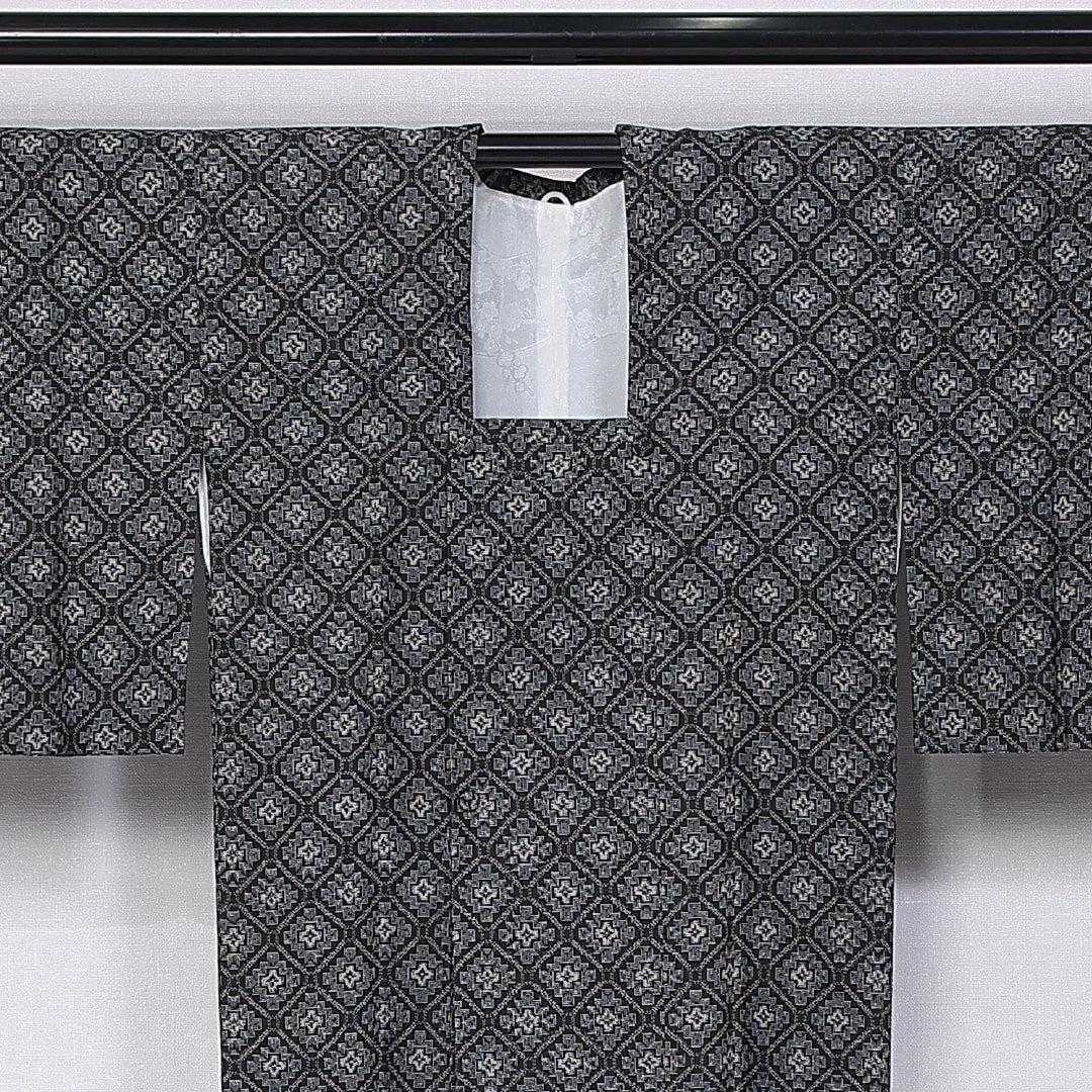 道行コート (大島紬) 袷 身丈86cm 裄丈61cm 正絹 Aランク インフォーマル Sサイズ 蜀江 グレー系 RP 1237-10779